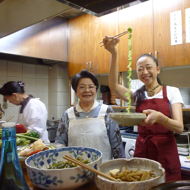 季節料理おばら二代目女将と若女将